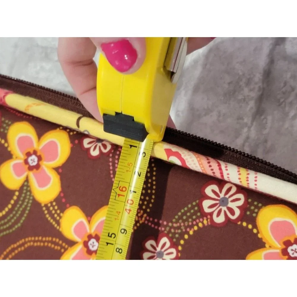 Vera Bradley Buttercup Hard Shell Tablet Case 1/2010 Retired Brown Laptop Floral
